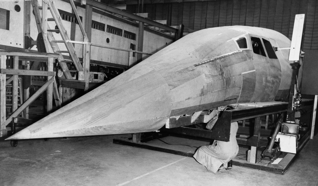 UNSPECIFIED - OCTOBER 01: British Aircraft Corporation, Concorde New Cockpit Construction On October 1963 (Photo by Keystone-France/Gamma-Keystone via Getty Images)