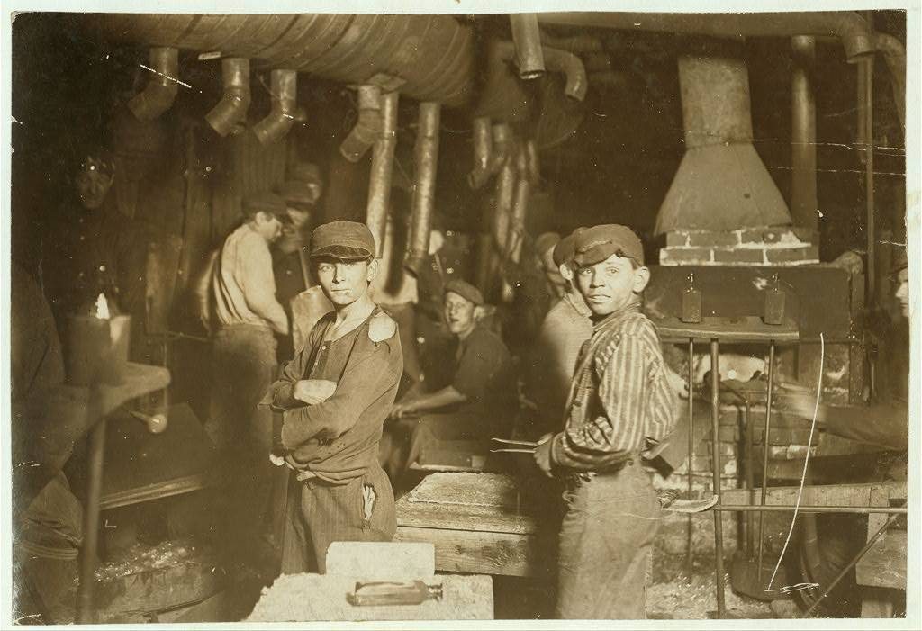lewis hine glass workers child labor USA